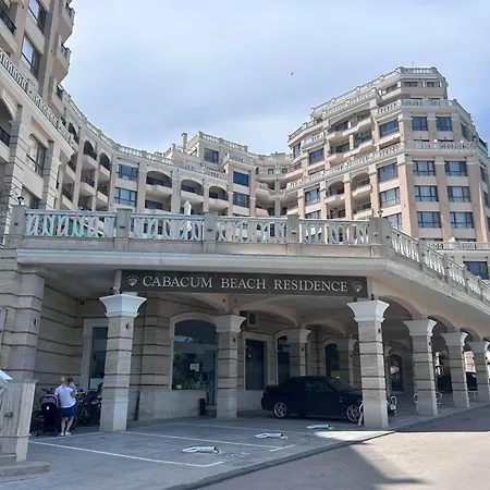 Sea View And Free Parking Kabakum By Apartmax Apartament