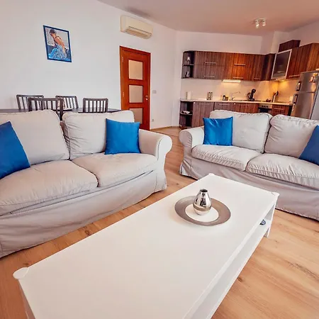 Apartament Sea View And Free Parking Kabakum By Apartmax Warna
