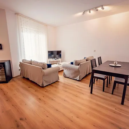 Sea View And Free Parking Kabakum By Apartmax Apartament *